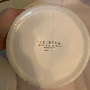 Rae Dunn “favorite things” small round canister the top does come off.